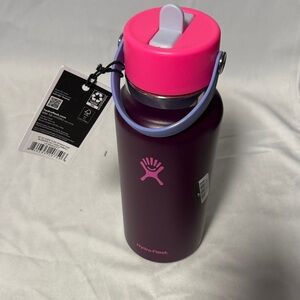 Hydro Flask Magenta and Pink Bottle